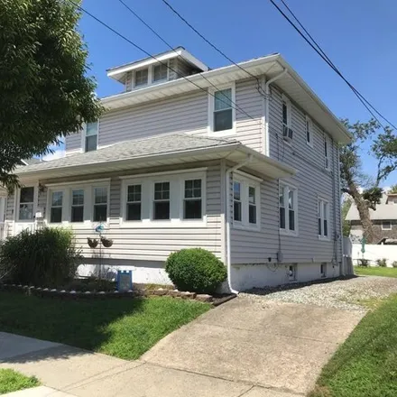Rent this 3 bed house on 378 15th Avenue in Belmar, Monmouth County
