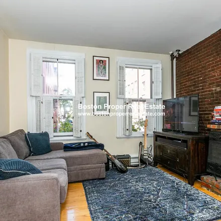 Rent this 1 bed apartment on 32 Irving St