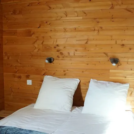 Rent this 8 bed house on 38114 Villard-Reculas