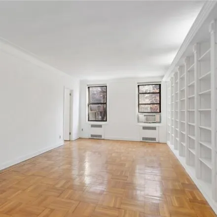Image 5 - 83-80 118th Street, New York, NY 11418, USA - Apartment for sale