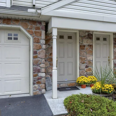 Image 2 - 135 Mapleton Drive, Skyline View, Dauphin County, PA 17112, USA - Townhouse for sale