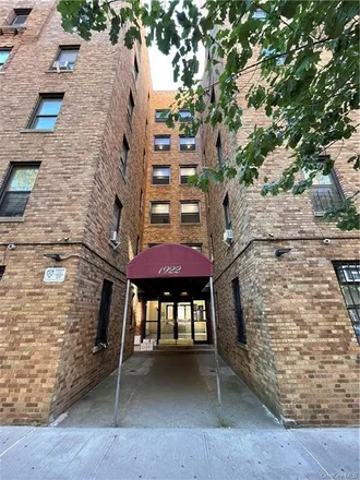 Buy this 1 bed condo on 1922 McGraw Avenue in New York, NY 10462