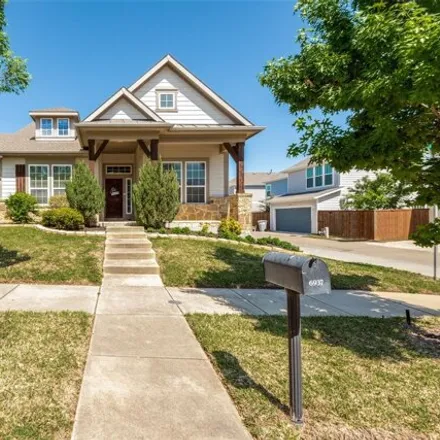 Buy this 3 bed house on 3677 Strasbourg Mews in Dallas, TX 75236