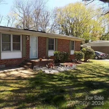 Buy this 3 bed house on 2210 Hartford Drive in Gastonia, NC 28052