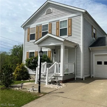 Buy this 3 bed house on 303 Clark Avenue in St. Clairsville, OH 43950
