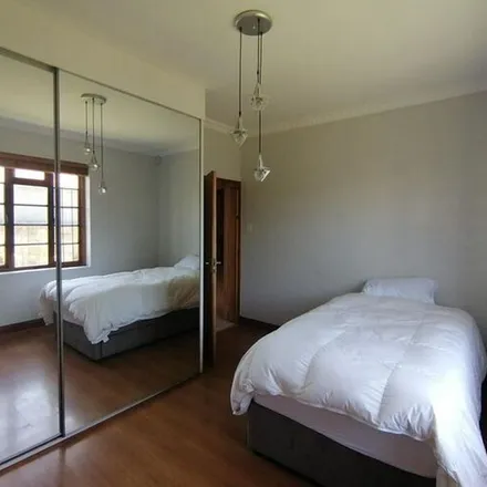 Image 4 - Melbourne Road, Cape Town Ward 60, Cape Town, 7780, South Africa - Apartment for rent