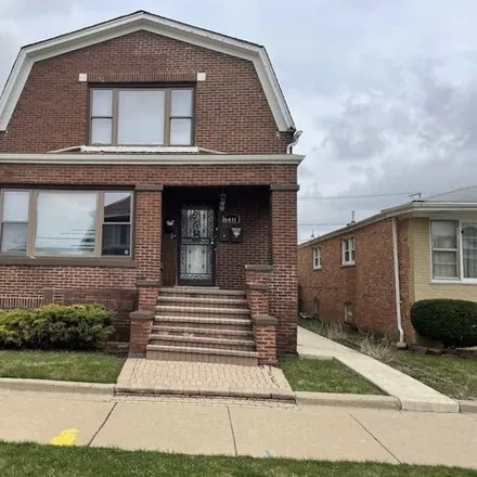 Buy this 5 bed house on 8411 South Elizabeth Street in Chicago, IL 60620
