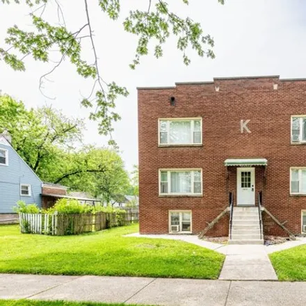 Buy this studio house on 3565 Madison Street in Lansing, IL 60438