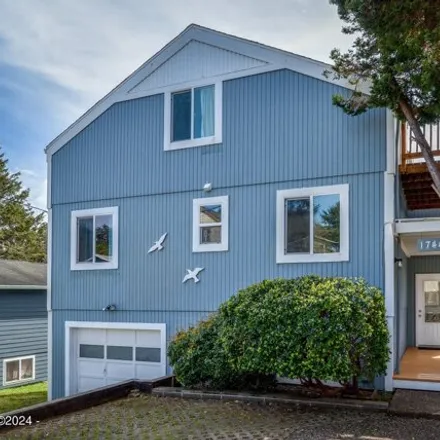 Buy this 3 bed house on 1752 Northeast 13th Street in Lincoln City, OR 97367