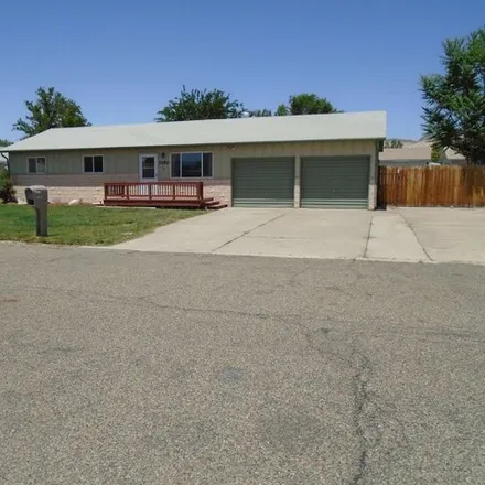 Buy this 3 bed house on 3190 1/2 Bunting Ave in Grand Junction, Colorado