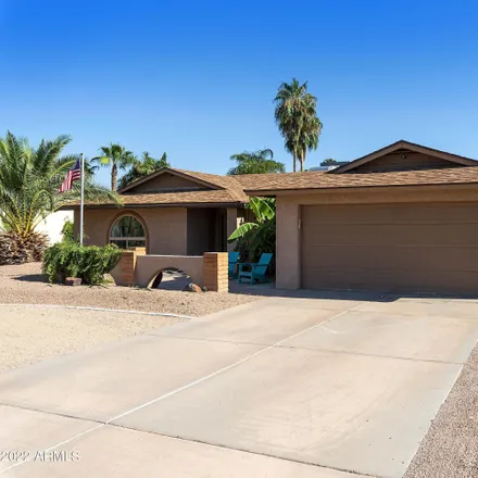 Buy this 4 bed house on 5019 East Columbine Drive in Scottsdale, AZ 85254