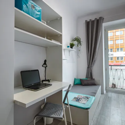 Rent this 5 bed room on Chełmska 24 in 00-725 Warsaw, Poland