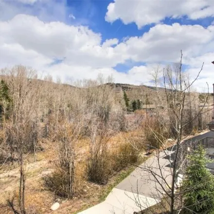 Image 6 - 1072 Blue River Parkway, Silverthorne, CO 80498, USA - Townhouse for sale