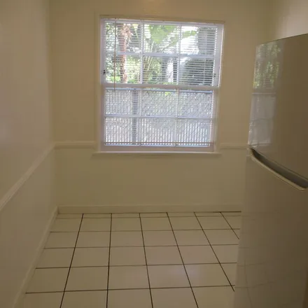 Image 8 - 8009 Fountain Avenue, West Hollywood, CA 90046, USA - Apartment for rent