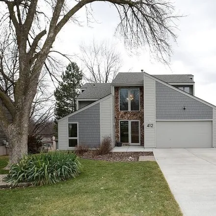 Buy this 3 bed house on 400 South 152nd Circle in Omaha, NE 68154