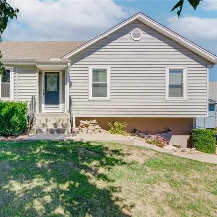 Buy this 3 bed house on 1098 Southwest Montana Ridge Drive in Grain Valley, MO 64029