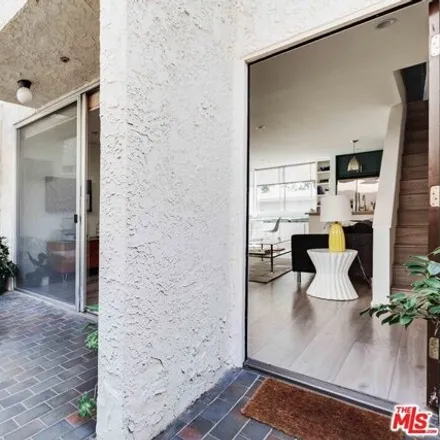 Image 6 - 963 Larrabee Street, West Hollywood, CA 90069, USA - Townhouse for rent