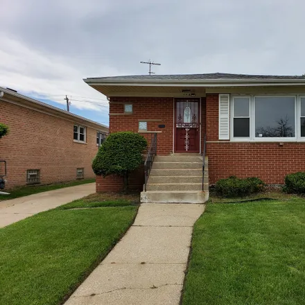Buy this 3 bed house on 594 Yates Avenue in Calumet City, IL 60409
