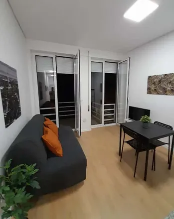 Rent this studio apartment on Humana in Rua de Cedofeita 327, 4050-109 Porto