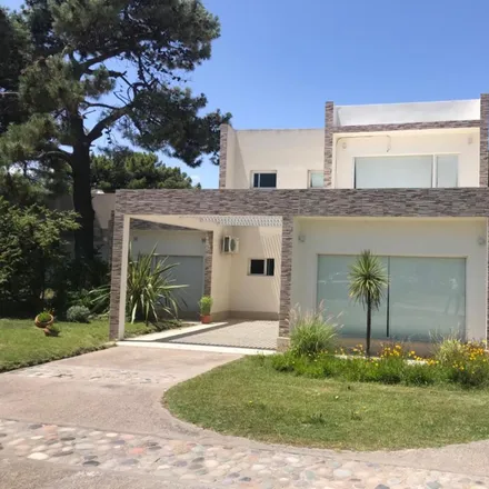 Rent this studio house on Las Calandrias in Partido de Monte Hermoso, Monte Hermoso