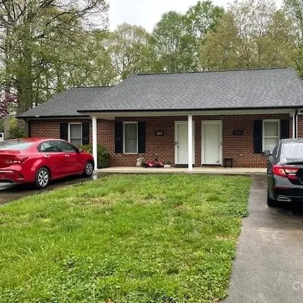 Rent this 2 bed house on 6483 Sherwood Lane in Lincoln County, NC 28037