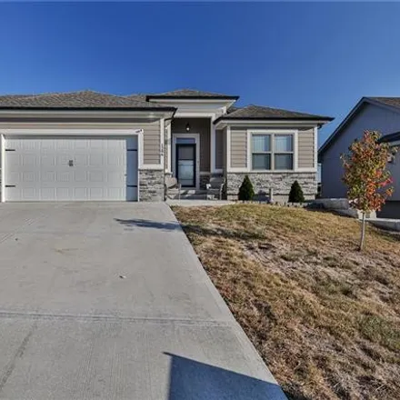 Buy this 4 bed house on 1302 Barford Drive in Liberty, MO 64068