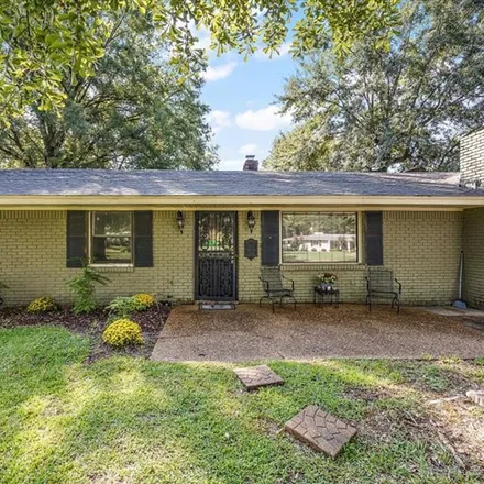 Buy this 4 bed house on 498 McArthur Avenue in Greenwood, MS 38930