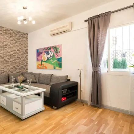 Rent this 3 bed apartment on Calle Ollerías in 27, 29012 Málaga