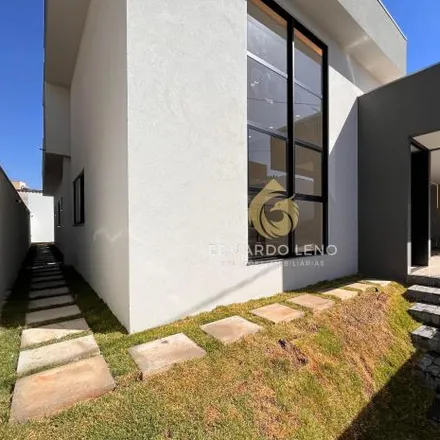 Buy this 3 bed house on Rua 1 in Colônia Agrícola Samambaia, Vicente Pires - Federal District