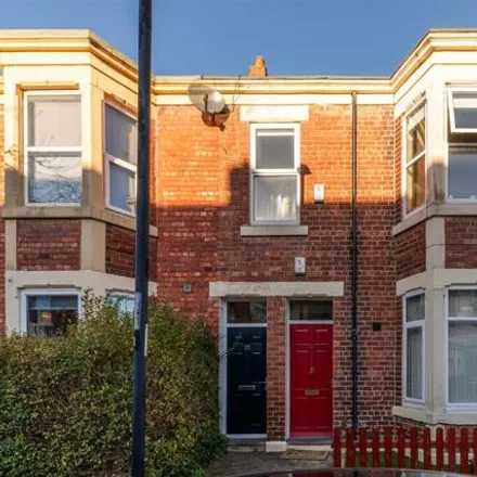Image 1 - Balmoral Terrace, Newcastle upon Tyne, NE6 5YA, United Kingdom - Apartment for sale