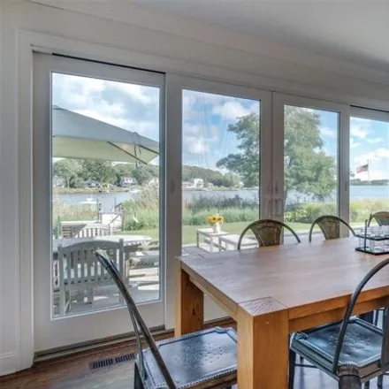 Image 8 - 100 Redwood Road, Village of Sag Harbor, Suffolk County, NY 11963, USA - House for rent