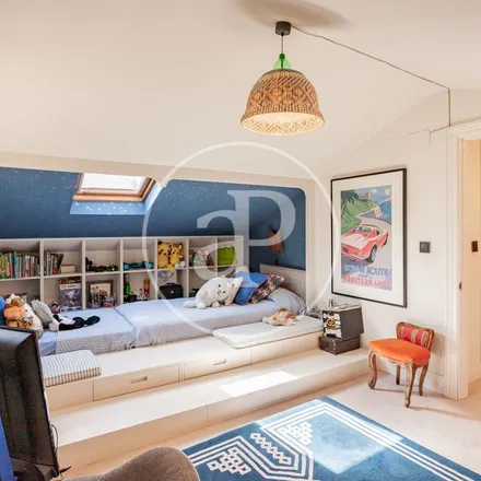 Rent this 5 bed apartment on López Ibor-Isla Cristina in Calle del Doctor Juan José López Ibor, 28035 Madrid
