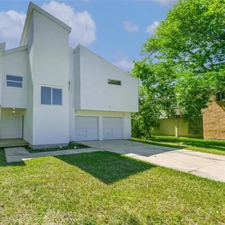 Buy this 4 bed house on 3515 Sunrise Drive in Shoreacres, La Porte