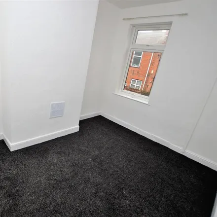 Image 7 - Skipworth Street, Leicester, LE2 1GD, United Kingdom - Townhouse for rent