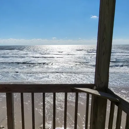 Buy this 1 bed condo on 2224 New River Inlet Road in North Topsail Beach, NC 28460