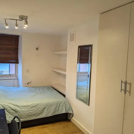 Rent this 1 bed apartment on 18 Scala Street in London, W1T 2HW