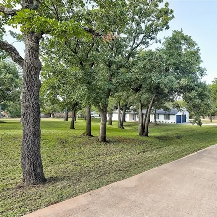 Buy this 3 bed house on 2821 Dogwood Drive in Edmond, OK 73013