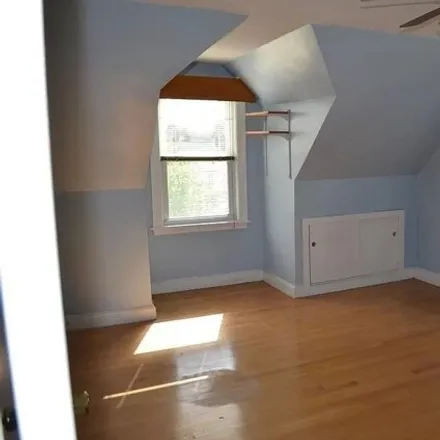 Rent this studio house on 58 Hunting Street in Linden, Malden
