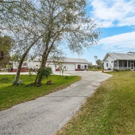 Image 2 - 18531 Nalle Road, Lee County, FL 33917, USA - House for sale
