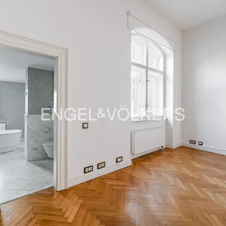 Image 2 - Ermenegildo Zegna, Pařížská 18, 110 00 Prague, Czechia - Apartment for rent