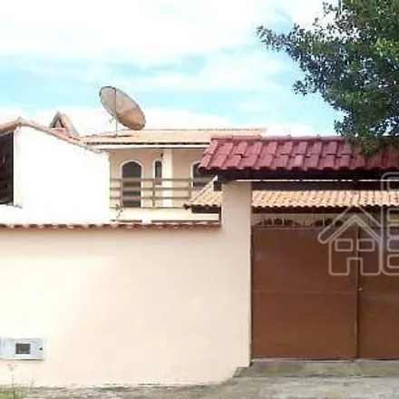 Buy this 4 bed house on Rua Praia do Sudoeste 1 in São Pedro da Aldeia - RJ, 28941-122