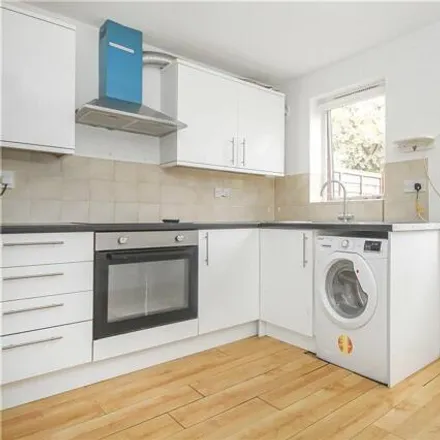 Image 7 - 57 Courtney Road, London, SW19 2EE, United Kingdom - Townhouse for rent
