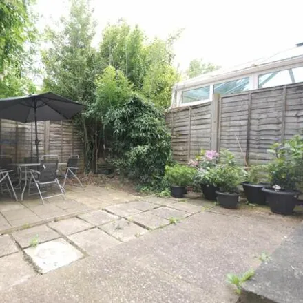 Rent this 2 bed room on Pendle Road in London, SW16 6RS