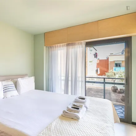 Rent this 1 bed apartment on Caprabo in Carrer de Puerto Príncipe, 08001 Barcelona