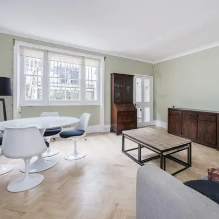 Image 3 - 23 Redcliffe Road, London, SW10 9TW, United Kingdom - Room for rent