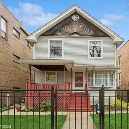 Buy this 3 bed house on 2606 North Orchard Street in Chicago, IL 60657