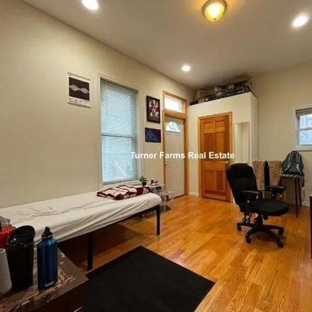 Image 6 - 10 Moreland Street, Boston, MA 02119, USA - Apartment for rent