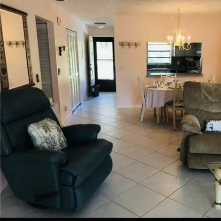 Image 2 - 400 18th St Apt A6, Vero Beach, Florida, 32960 - Condo for rent