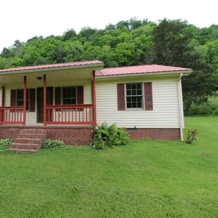 Buy this 3 bed house on 2446 Hartsville Road in Lafayette, TN 37083