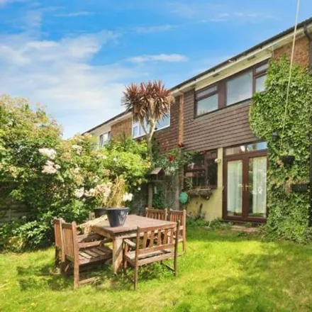 Image 2 - Wolfram Close, London, London, Se13 - House for sale